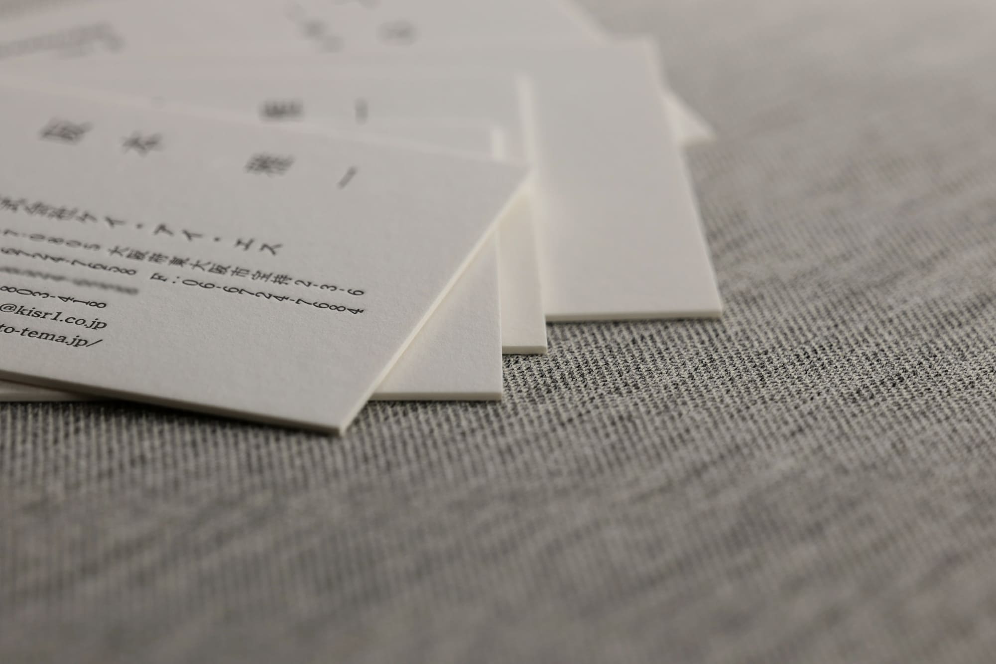 シンプルデザインスノーブル紙印刷名刺